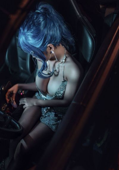 丰满少妇被啪啪到高潮