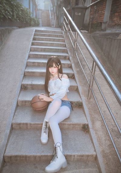 新诱人的女仆2