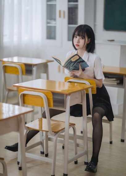 殴美黄色片