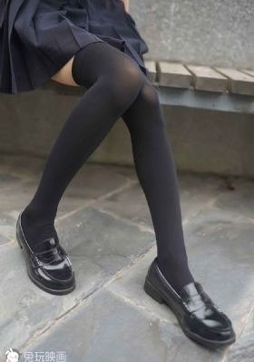 彩虹月亮