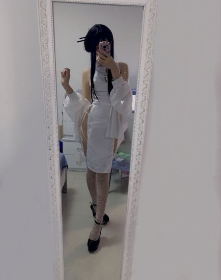 娇小性色