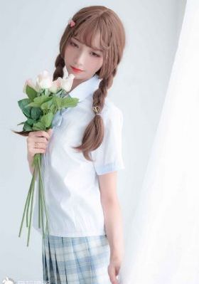 美女被爆羞羞喷水免费