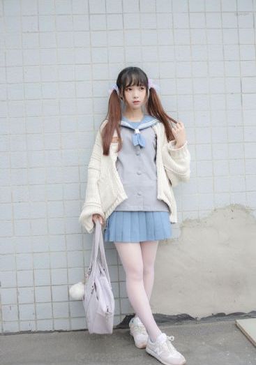 年轻的女学生电影