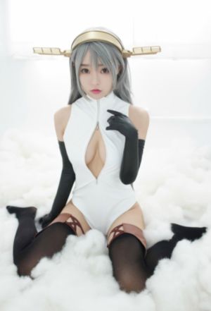 一部皇上吃宫女奶三级