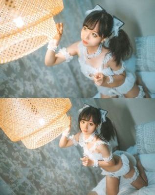 女大学生沙龙服务